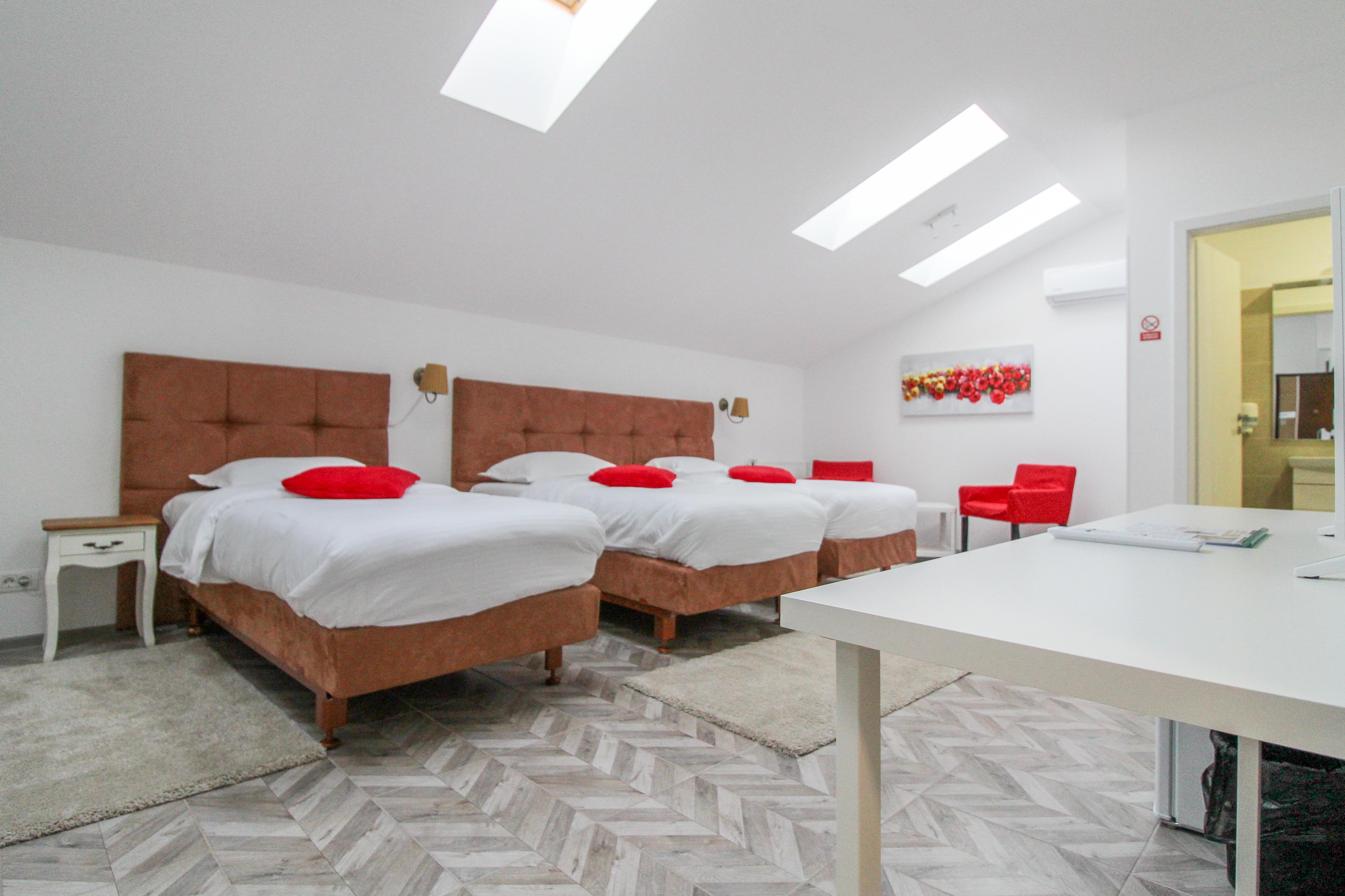 Hotel La Casa Centrale Букурещ Екстериор снимка