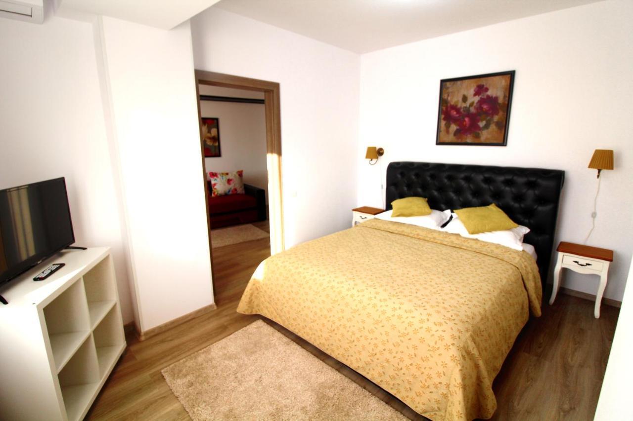 Hotel La Casa Centrale Букурещ Екстериор снимка